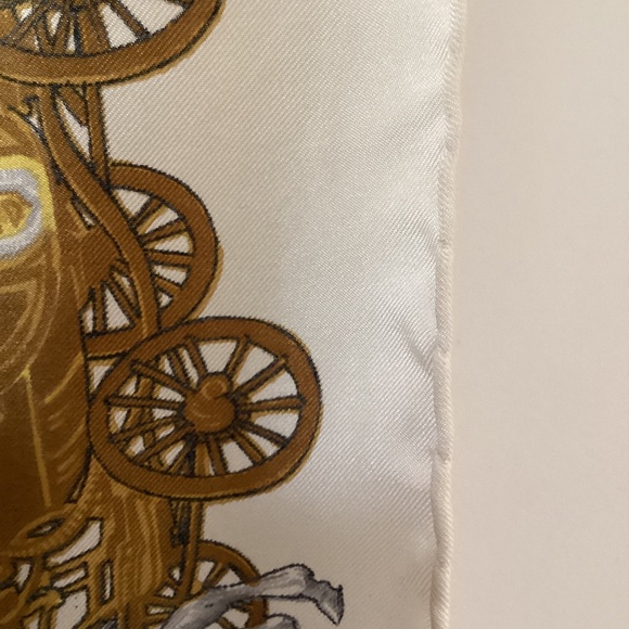 Fabio Fabelli Horse And Carriage Golden Scrolls 100%Silk Twill Scarf Hand Rolled - Picture 9 of 11